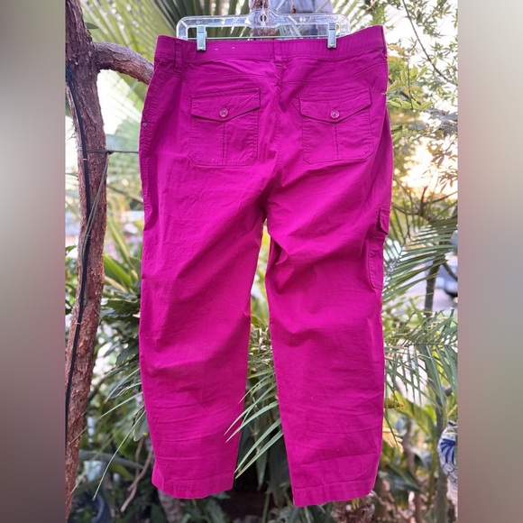 Chico’s Fuchsia Convertible Poplin Pants Size 2.5 - Picture 5 of 11